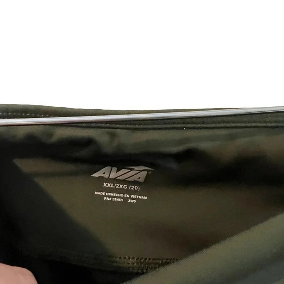 Avia Olive Green Cropped Leggings Plus Size XXL Capri Athletic Workout Stretch P - Picture 4 of 4